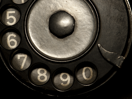 Fotodetail einer Telefonwählscheibe