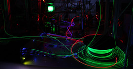 Optische Fasern bei innoFSPEC. Foto: Roland Hass.