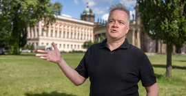 Iain Macdonald is Professor of Philosophy at the Université de Montréal and visited the University of Potsdam for the second time as a guest researcher.