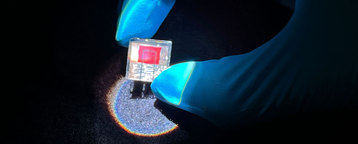 Solar cell with passivation in the laboratory under simulated sunlight. - 