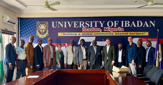 Die Delegation der Universität Potsdam an der University of Ibadan in Nigeria. Die Delegation der Universität Potsdam an der University of Ibadan in Nigeria.
