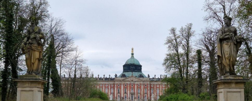 Flora und Pomona im Park Sanssouci